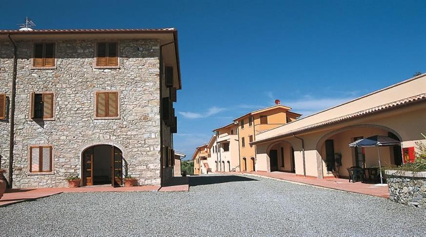 Villaggio Residence La Pieve Di Pomaia Chambre photo